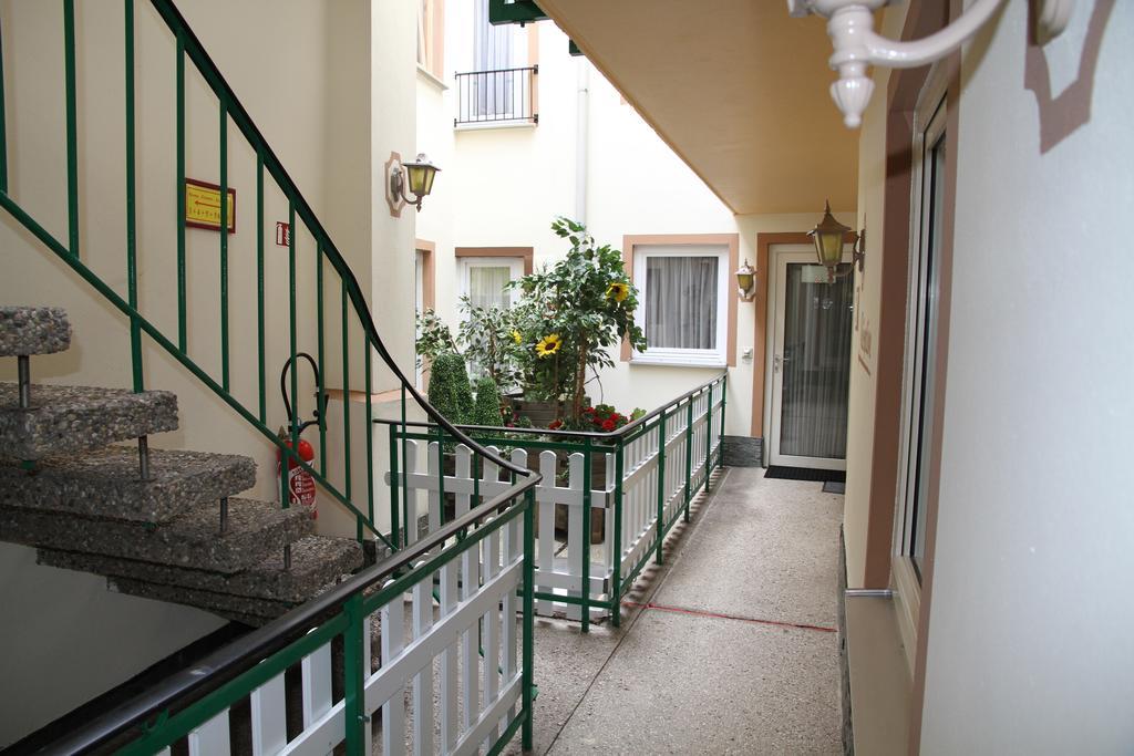 Bed & Breakfast Du Chateau Vianden Exterior photo